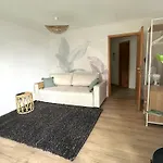 Stilvolle 3-zimmer-wohnung Fuer Business Und Family Bis 6 Personen 아파트