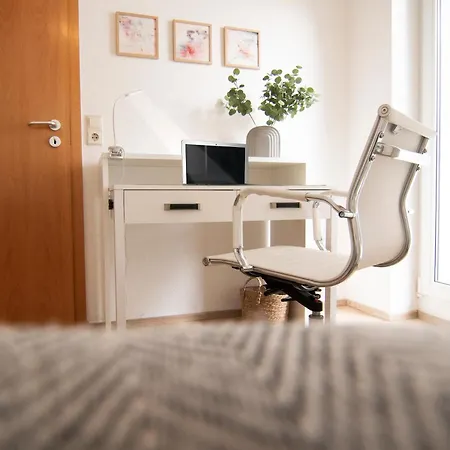 Stilvolle 3-zimmer-wohnung Fuer Business Und Family Bis 6 Personen * 진델핑겐
